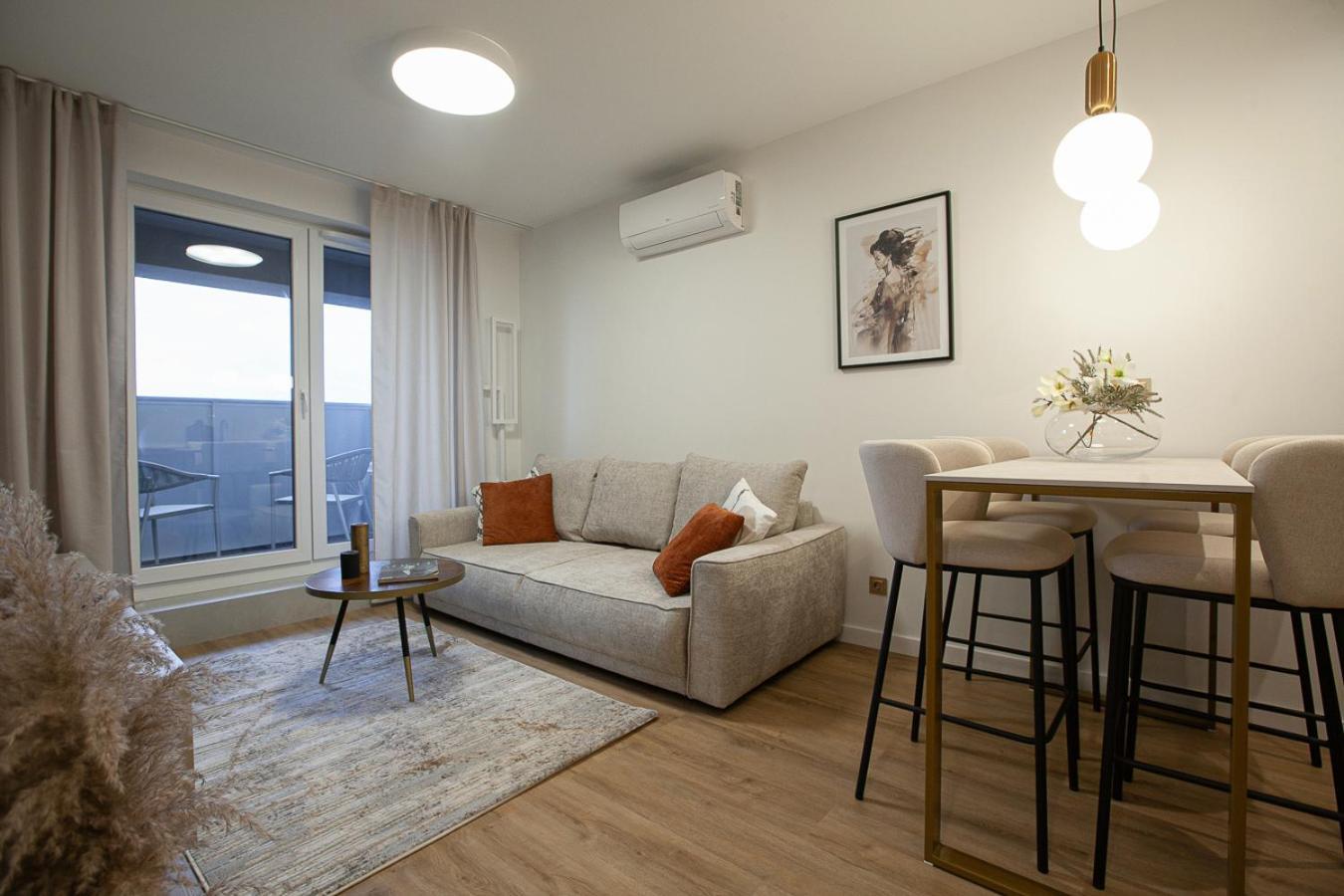 Kobiela Apartments Debowe Tarasy Katoviçe Dış mekan fotoğraf